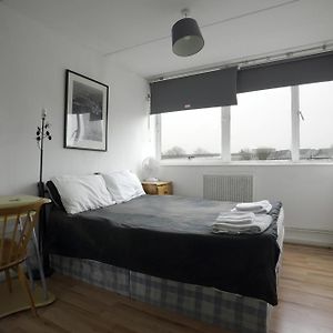 Double Room In Private Apartment